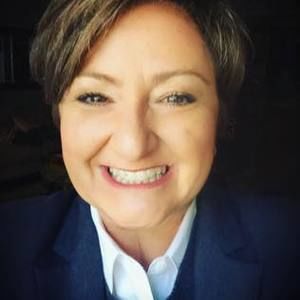 Meet your Posher, Tina